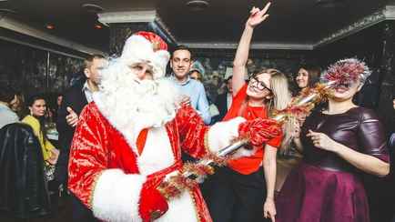 Совмин запретил ИП вести корпоративы. Как предложили работать белорусским Дедам Морозам?