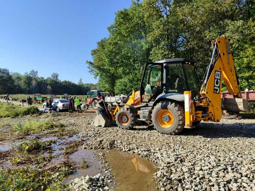 «Похоже на небольшой апокалипсис» — Поляки показали, во что превратились города и леса после наводнения