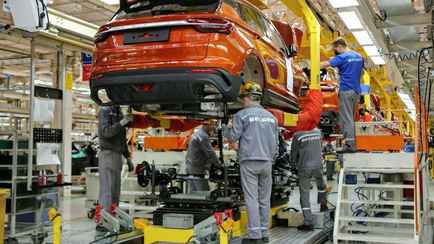 «Не обманывать ни себя, ни народ» — Головченко рассказал, что будут считать «белорусским электрокаром»