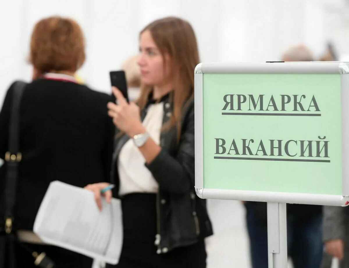 В парламенте Беларуси предложили изменить условия обучения безработных. Кого обяжут платить за курсы?