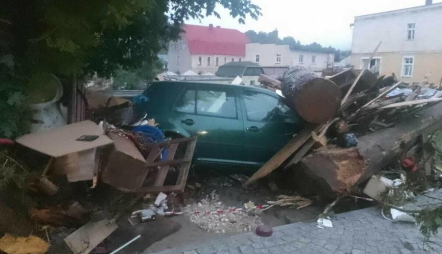 В Польше ввели режим стихийного бедствия из-за наводнения, которое "случается раз в 100 лет"