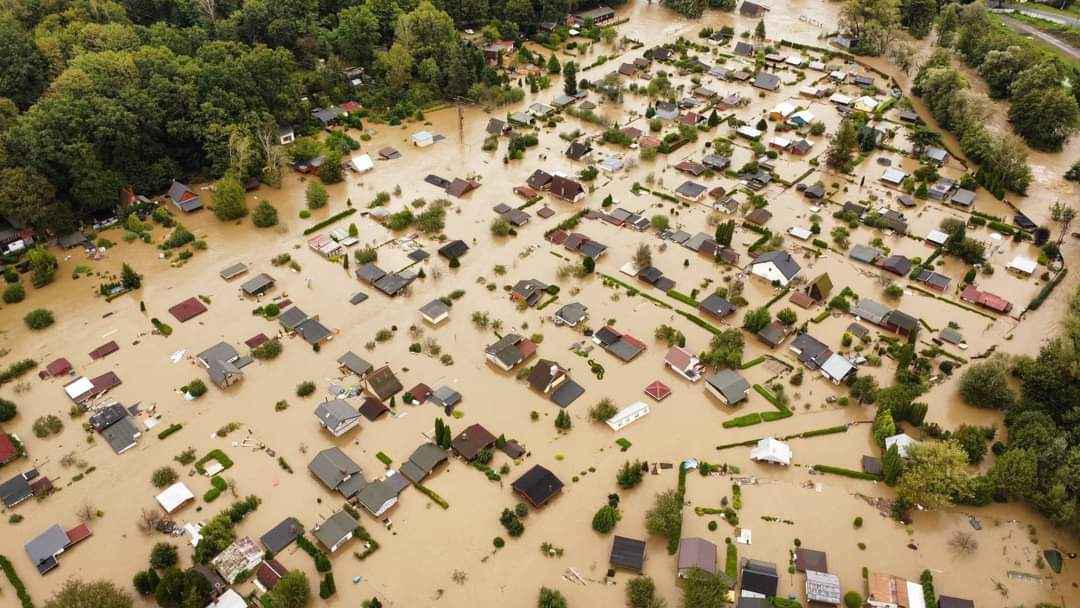В Польше ввели режим стихийного бедствия из-за наводнения, которое случается раз в 100 лет