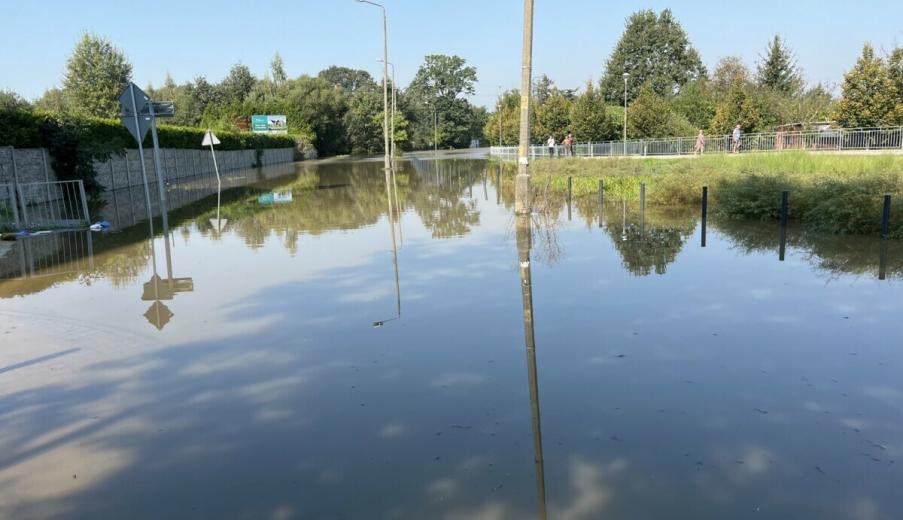 Поляки показали, во что циклон «Борис» превратил города. Синоптики предупредили — «апогей большой воды» ещё впереди