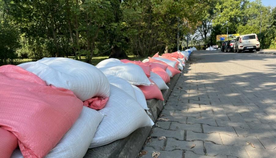 Поляки показали, во что циклон «Борис» превратил города. Синоптики предупредили — «апогей большой воды» ещё впереди