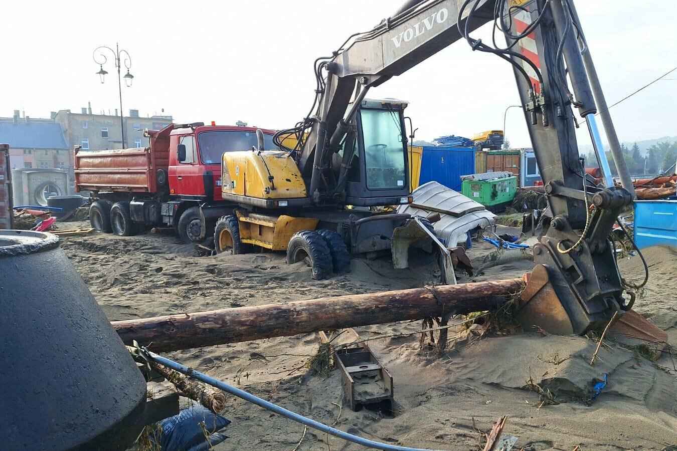 Поляки показали, во что циклон «Борис» превратил города. Синоптики предупредили - «апогей большой воды» ещё впереди