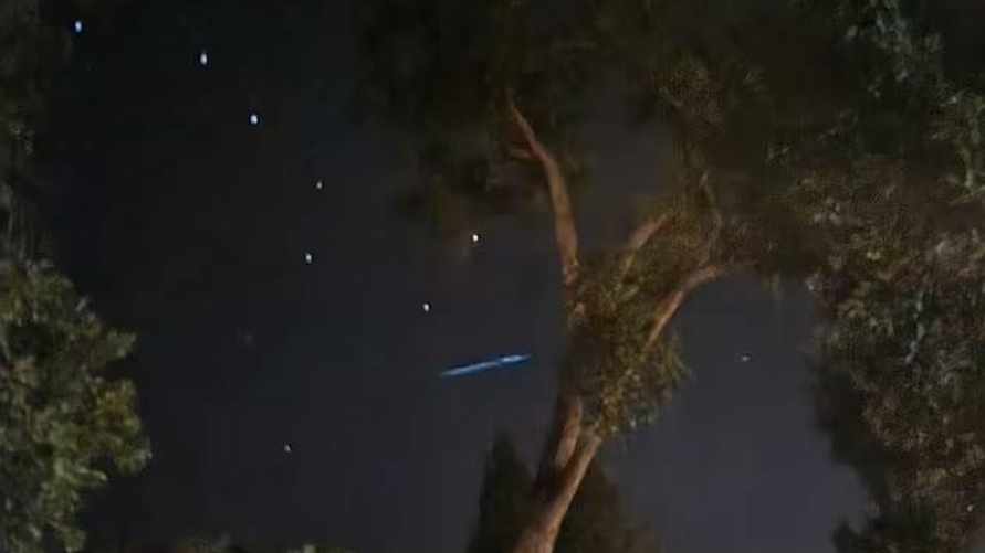 "Сверкал тоннами мигающих огней" - В США рядом с ядерной базой очевидцы сняли «огромное НЛО»