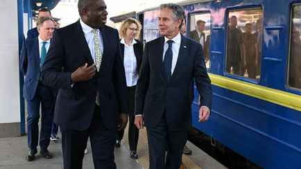 «Критический момент для Украины» — Госсекретарь США Блинкен и глава МИД Великобритании Лэмми приехали в Киев