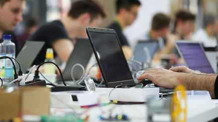 На аукцион выставили 1758 белорусских доменов. Сколько запросили на старте за бывшие адреса Prestigio и «Связного»?