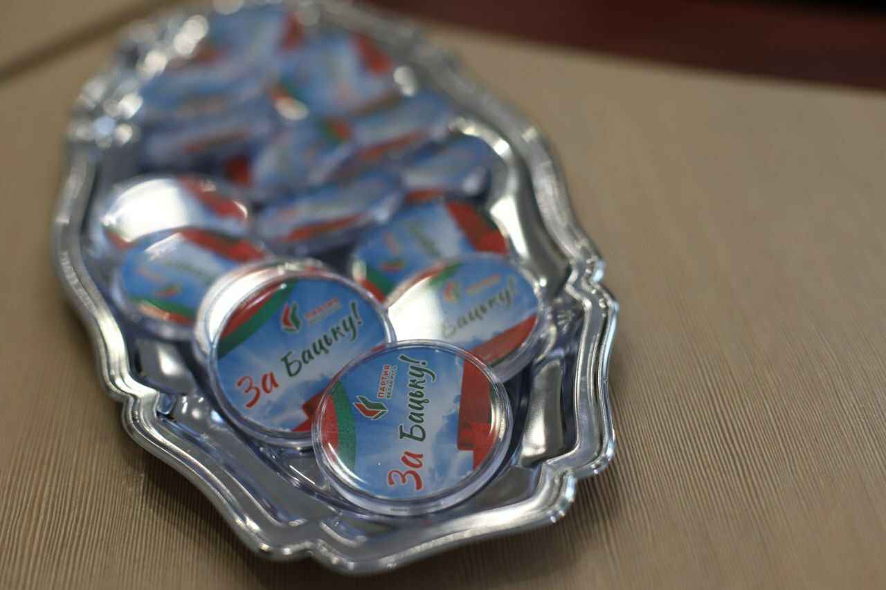 Мы открыто высказали свою позицию - На Витебщине на остановках появились плакаты с цитатами Лукашенко