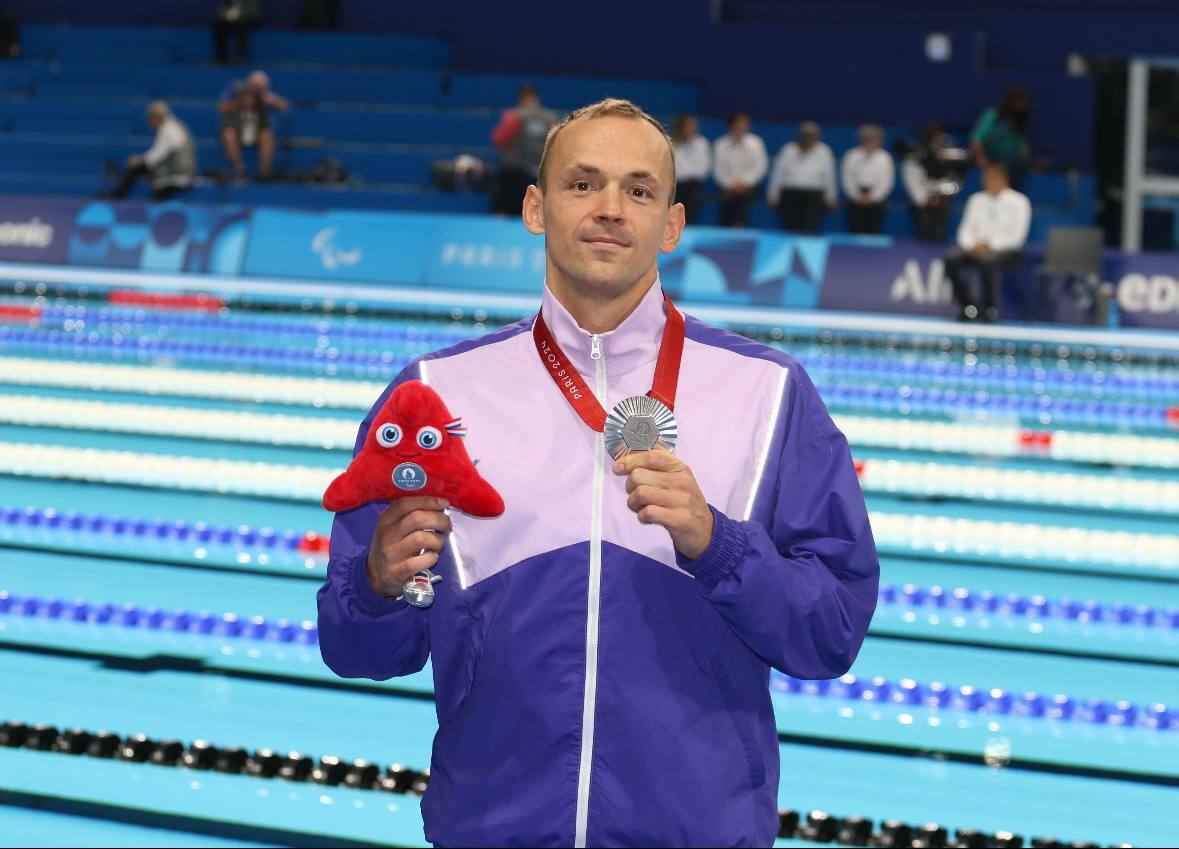 Белорусский пловец Дмитрий Солей завоевал серебро на Паралимпиаде-2024
