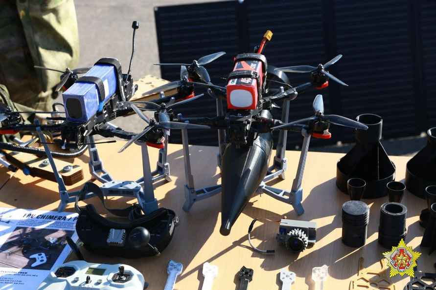 Госкомвоенпром показал новые белорусские дроны-камикадзе и БПЛА с искусственным интеллектом