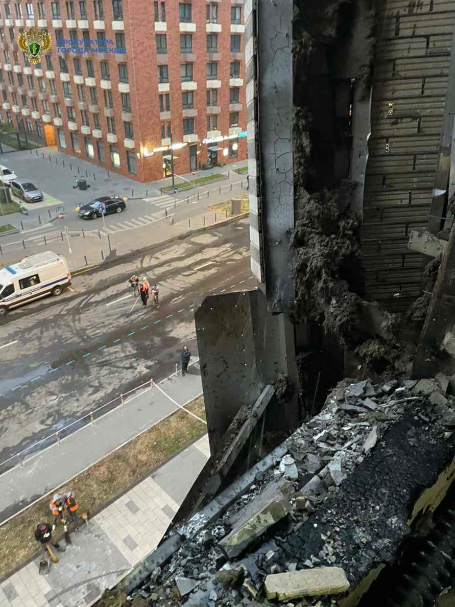 В московской многоэтажке прогремела серия взрывов. Что известно к этому часу?