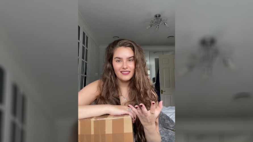 "Я не психопатка" - Тиктокерша набирает миллионы просмотров, пугая людей своей странной коллекцией. Что собирает?