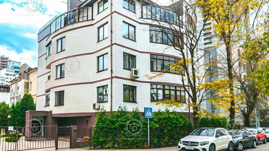 Белорусам и не снилось. В Минске выставили на продажу пентхаус почти за 1 миллион долларов