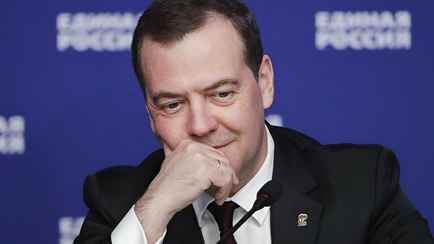 «Чтобы ворочались ночами и оглядывались на улице» — Медведев предложил создать публичную «базу врагов»