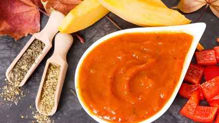 Как приготовить тыквенный кетчуп? Эта закатка на зиму заменит традиционный соус из помидоров