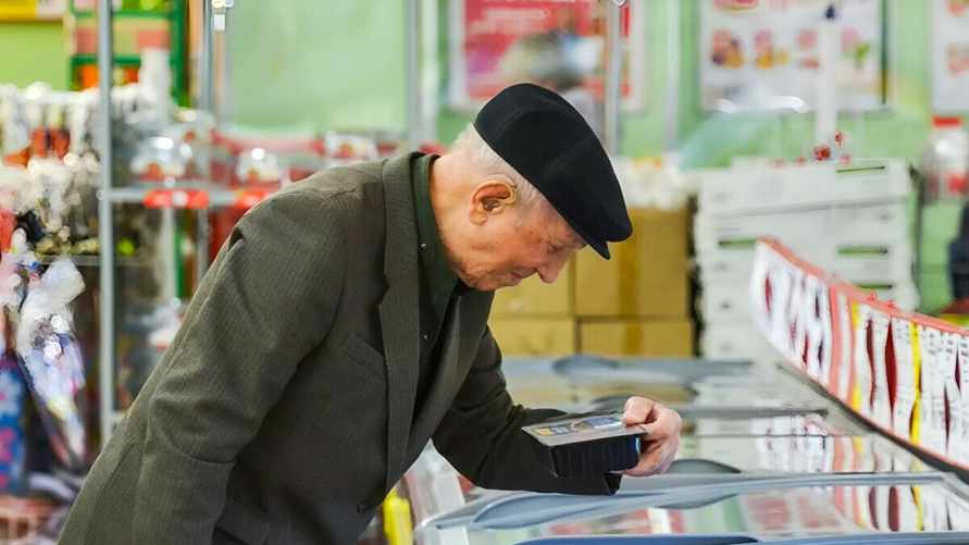 МАРТ продлил 10%-скидку на 29 групп товаров для некоторых белорусов. Где и на чём можно сэкономить?