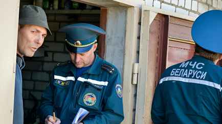 Штраф до 1200 рублей. В МЧС Беларуси рассказали, к владельцам каких гаражей имеют «больше всего вопросов»