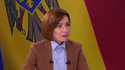 «У нас что-то интересное происходит» — На видео попало, как президент Молдовы в прямом эфире отреагировала на землетрясение