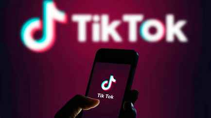 Жительница Гродно пожаловалась в милицию на родню за видео с её ребёнком в TikTok