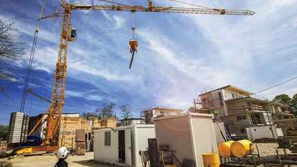 «Будут покупать уже готовое» — В правительстве пообещали «максимально исключить» белорусов из процесса строительства жилья