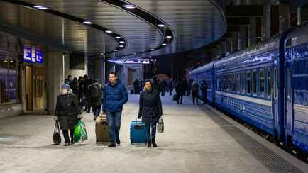 БелЖД назначила 90 дополнительных поездов на 18 дней. Куда внутри Беларуси, а куда — за границу?
