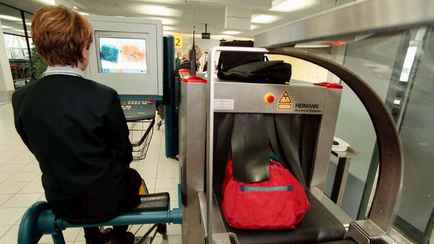 До семи лет тюрьмы за ввоз. В ГПК призвали белорусов проверять иностранные чаи, сладости и жвачки перед границей