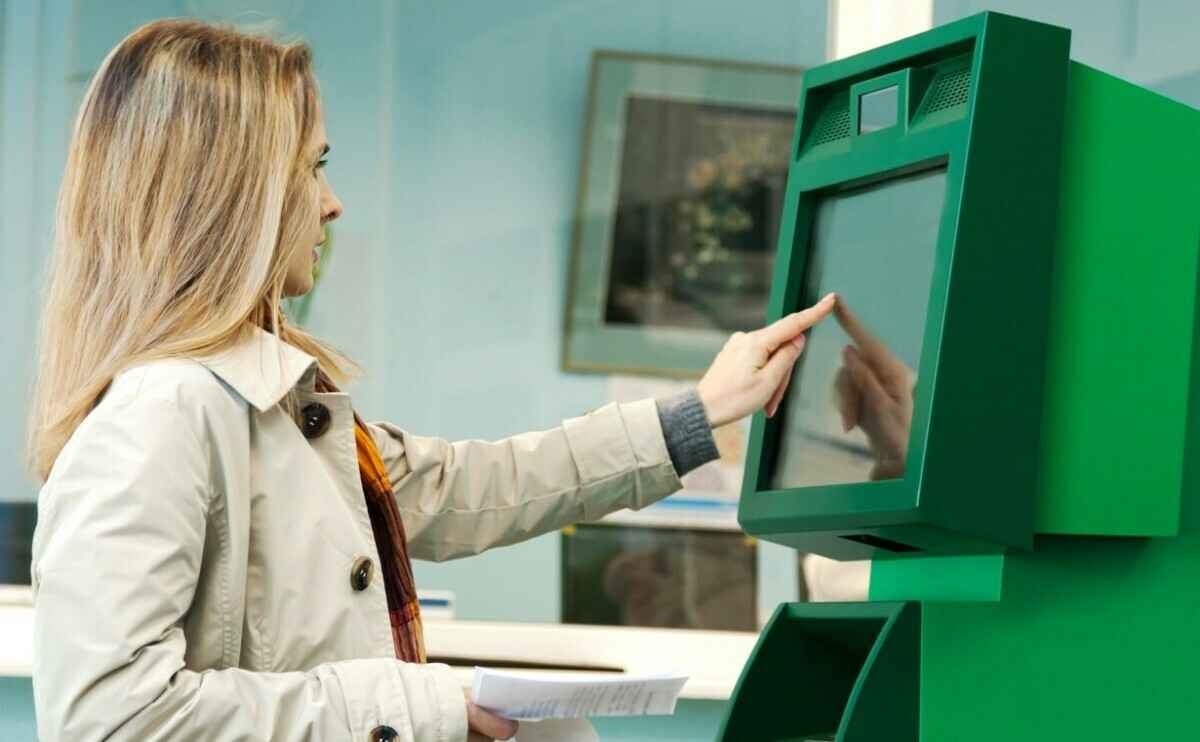 Ещё один белорусский банк объявил о запуске сервиса мгновенных платежей. Какая комиссия за перевод?