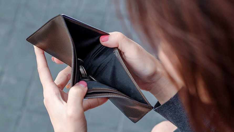 МНС дало белорусам 30 дней, чтобы заплатить этот налог. Что грозит тем, кто не успеет?