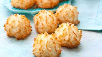 Это бабушкино печенье получится даже у тех, кто далёк от выпечки. Вот как приготовить из 3 ингредиентов