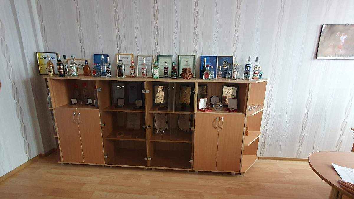 Под Лидой в третий раз выставили на торги ликёро-водочный завод. За сколько хотят продать?