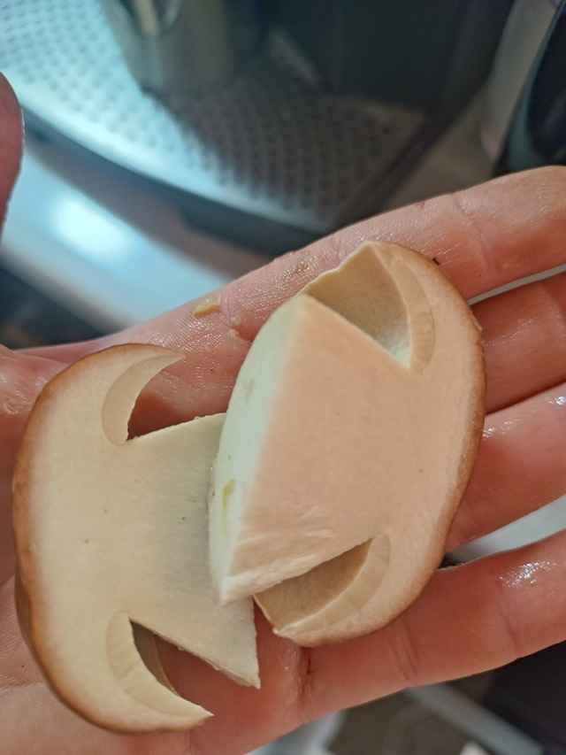 Прогноз оправдался - Белорусы похвастались урожаем грибов, которые собрали после выходных. Где белые начали удивлять?