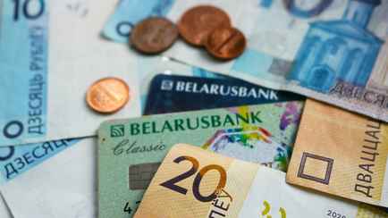 Министр финансов рассказал, кому в Беларуси в 2025 году повысят зарплаты и надбавки