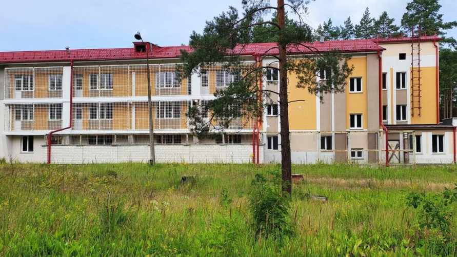 Под Гомелем выставили на продажу больницу для "принудительного лечения туберкулёзных больных". Сколько просят?