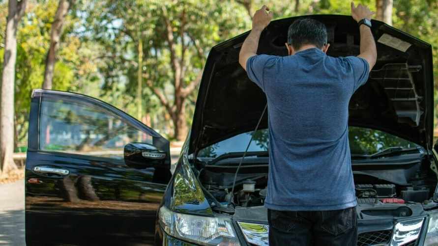 Так нужно ли прогревать авто осенью и зимой? Эксперты объяснили, стоит ли сделать это за 5 минут или вообще в движении