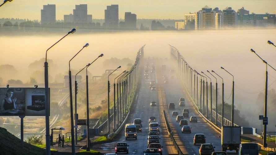 От -2°С до +16°С. Синоптики предупредили белорусов о гололёде и "густых туманах"