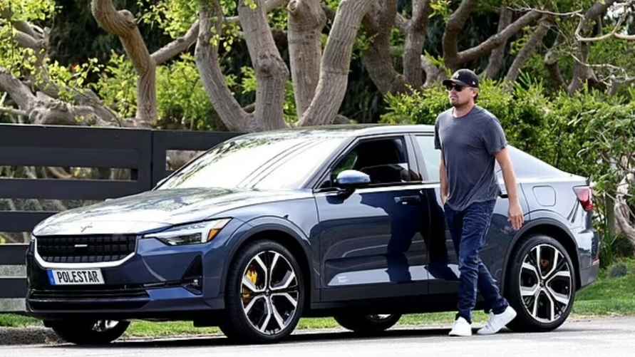 Леонардо Ди Каприо со своим электрокаром. Фото: GC Images