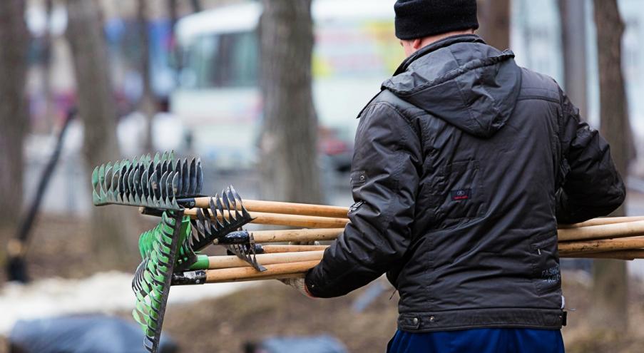 Там объяснили госагентству «Минск-Новости», что «оплачиваемые общественные работы»