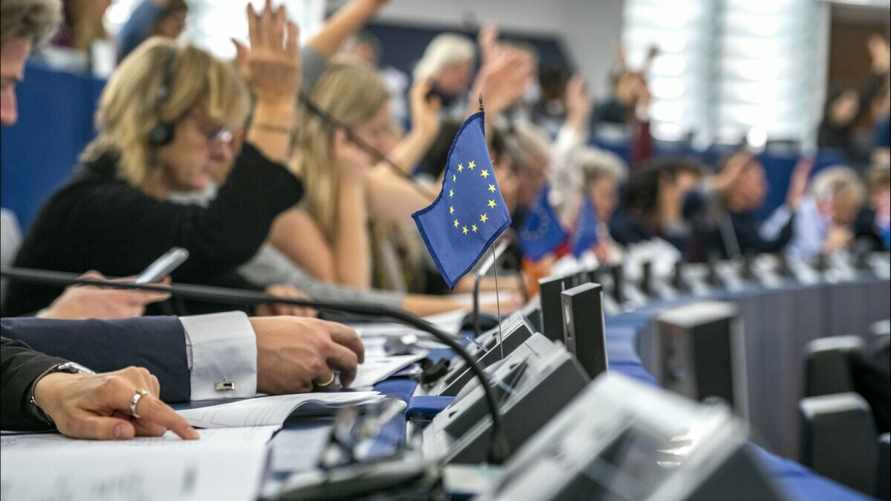 Европарламент одобрил Украине кредит в 35 млрд евро, который будут погашать за счёт замороженных российских активов