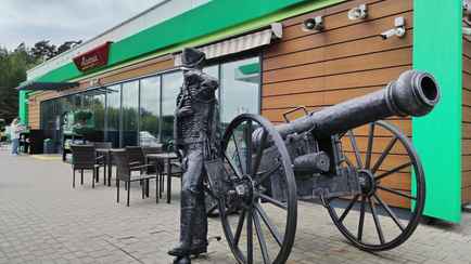 В Минтрансе объяснили, почему в Беларуси массово не строят придорожные кафе и гостиницы