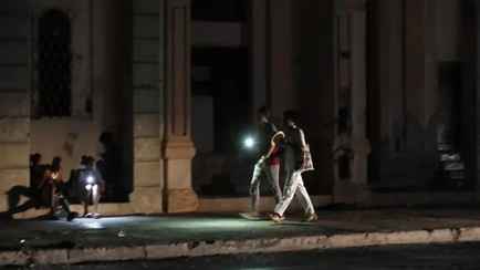 Все 10 млн жителей Кубы остались без электричества. Виноваты США?