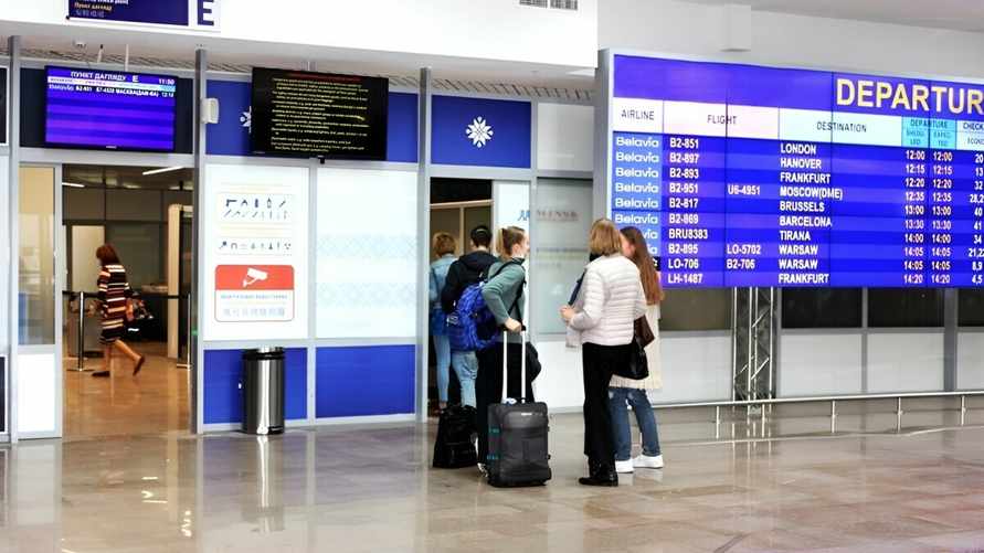 Совмин обязал белорусские авиакомпании отправлять личные данные пассажиров в госбазу