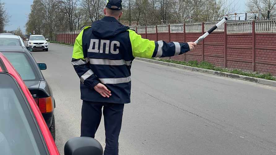 ГАИ объявила 4-дневные рейды со "Стрелой" по всей Беларуси. Кому пообещали "особое внимание"?