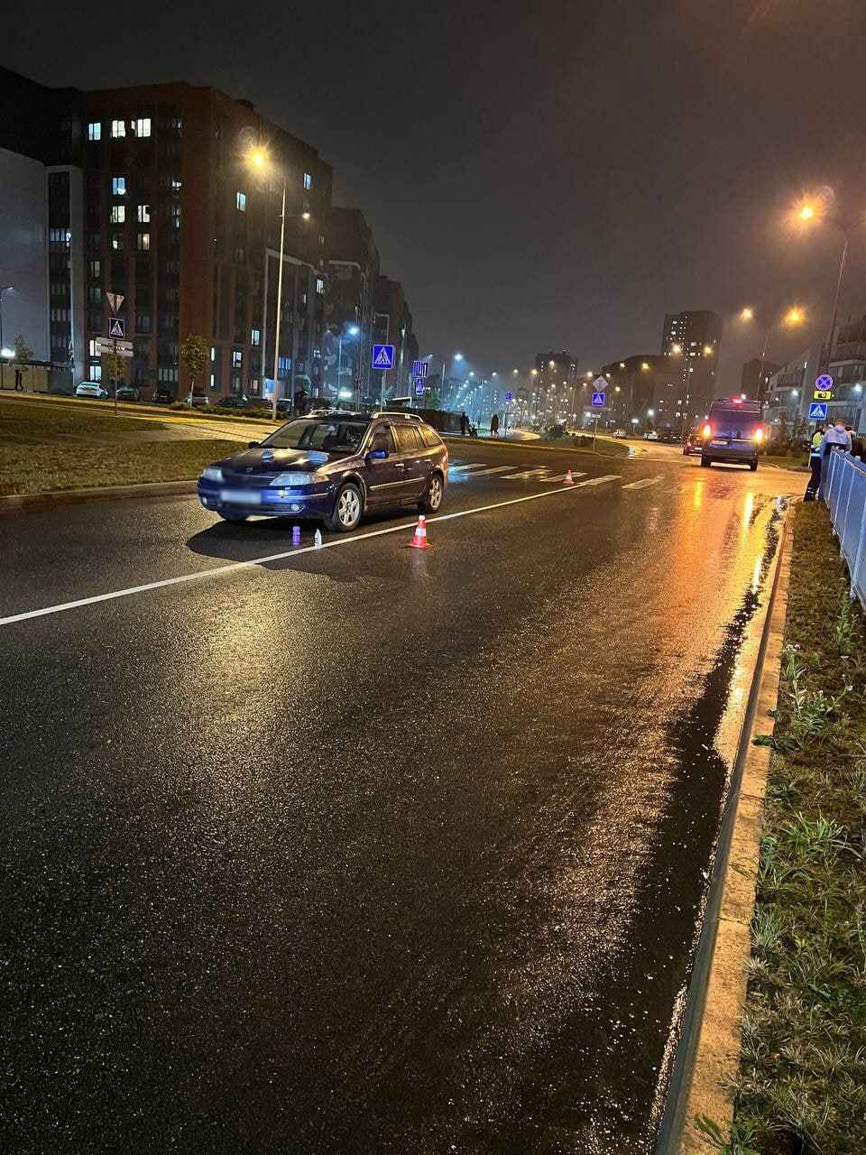 На камеру попало, как в Минске легковушка на полном ходу сбила двух пешеходов