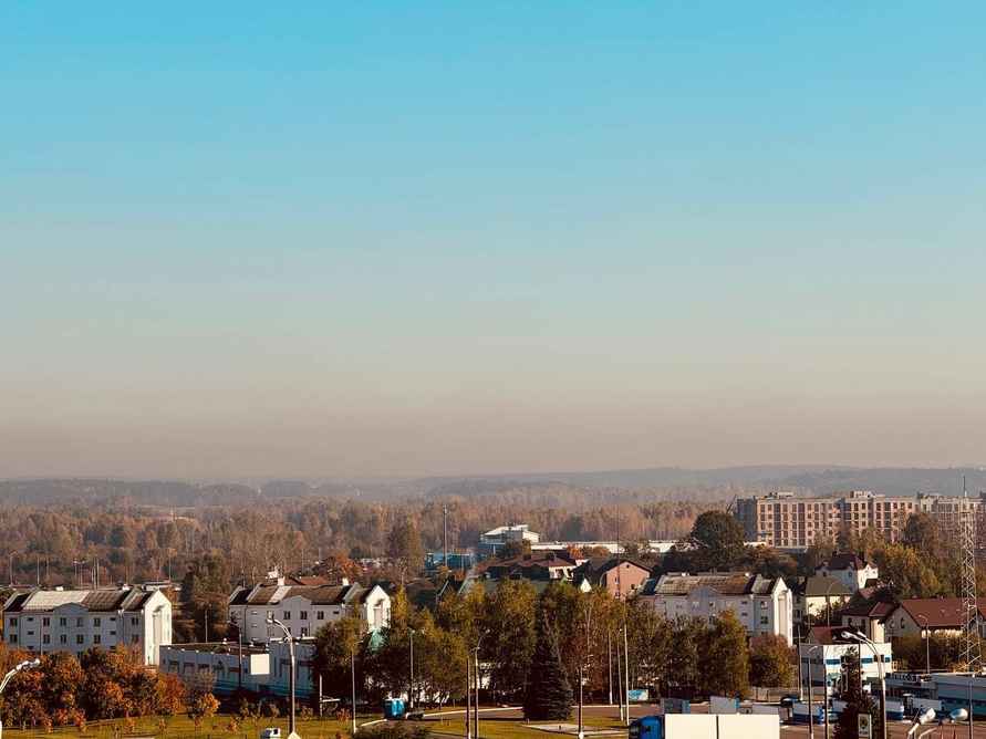 Синоптики предупредили белорусов об «ухудшении качества воздуха» на выходных. В чём причина?