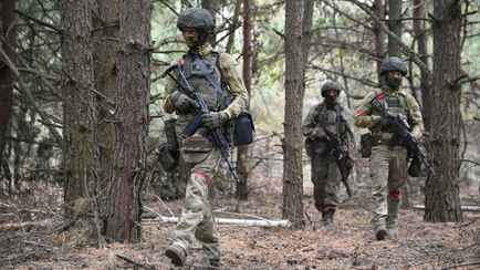 Жителей Брестчины предупредили о военной технике на дорогах и запретили ходить в лес в одном районе