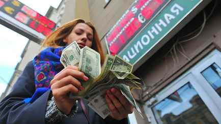 Подделки какой валюты находят в Беларуси чаще всего? Нацбанк назвал 4 банкноты, с которыми нужно быть настороже