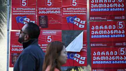 «Государственный переворот» — Власти и оппозиция объявили о победе на выборах в Грузии