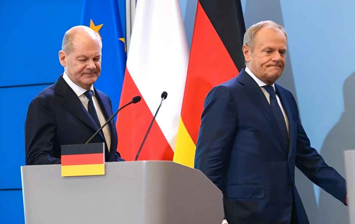 Премьер-министр Польши Дональд Туск и канцлер Германии Олаф Шольц