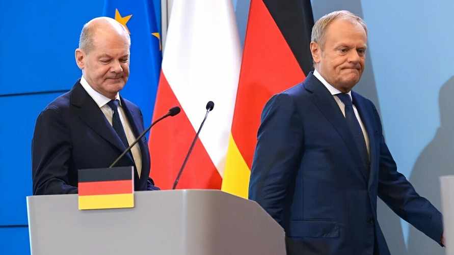 Премьер-министр Польши Дональд Туск и канцлер Германии Олаф Шольц